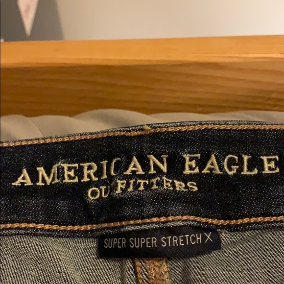 Women’s American Eagle Jeans - Picture 3 of 3